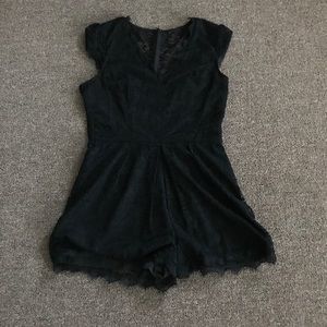 Lace Black romper! (shorts)